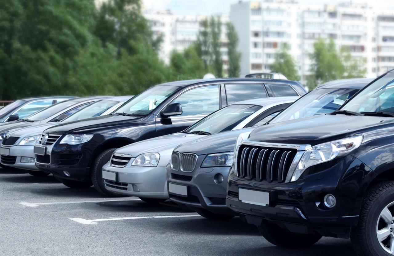 Sådan kan du gøre livet nemt med en elektronisk parkeringsskive fra Av-Cables.dk